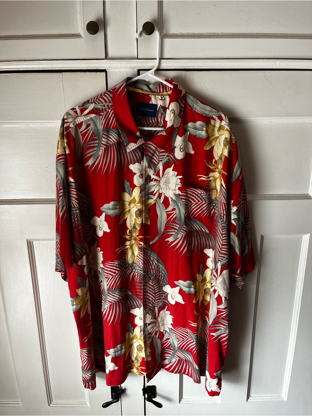 NWT - Tommy Bahama - Silk Red Tropical Floral Button-Down Shirt - Men’s Size XXL
